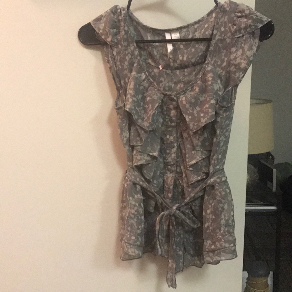 Lauren Conrad ruffle tank
